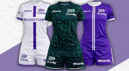 Uniforme Feminino